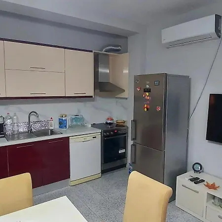 Besnik Apartment